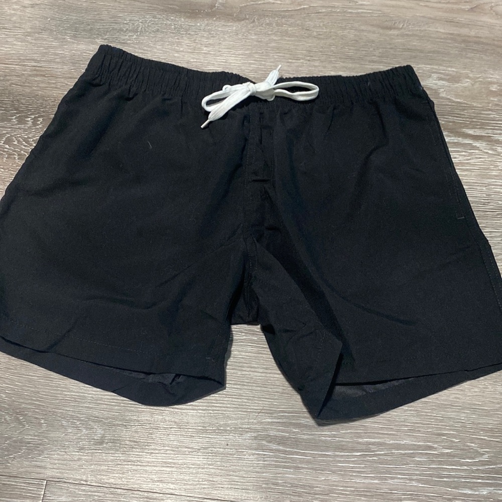 Men’s swim shorts- no liner